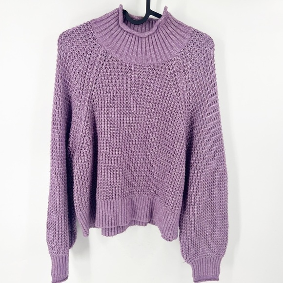 ✅ AMERICAN EAGLE PURPLE COWL NECK SWEATER SIZE SMALL - Picture 1 of 6